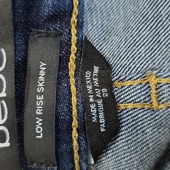 BEBE LOW RISE SKINNY JEANS/Size  28. - Picture 8 of 11